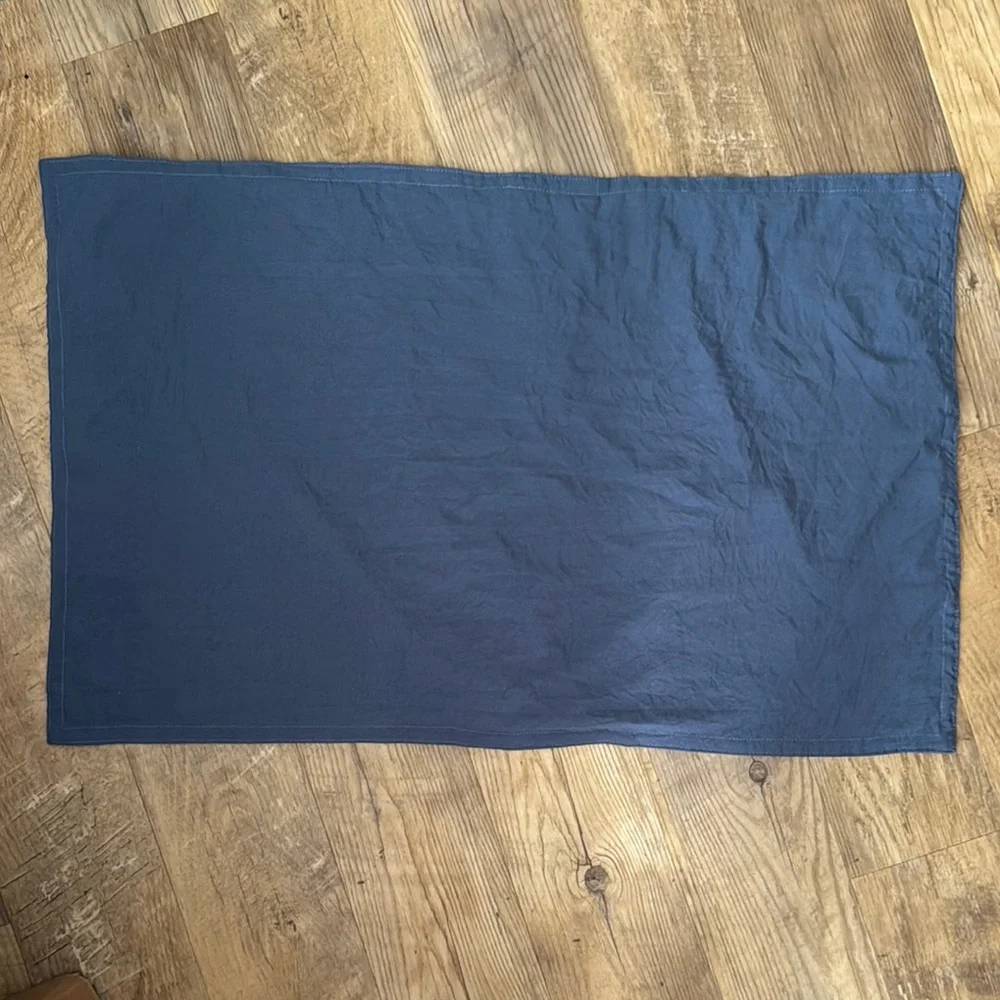 SINGLE UGG King Blue Pillow Sham - Picture 2 of 5